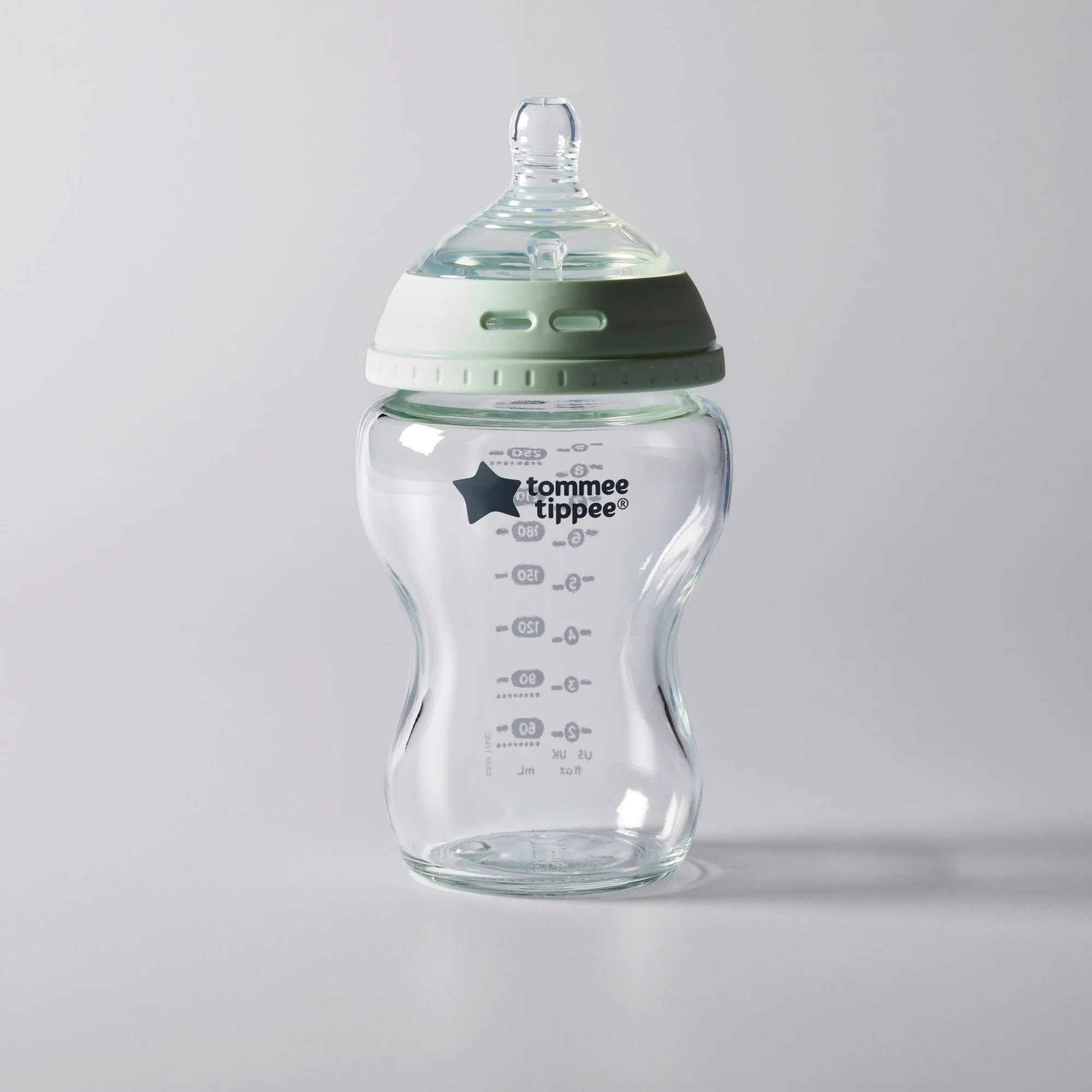 Tommee Tippee Natural Start ANTI-COLIC novorodenecký starter kit samosterilizačných sklenených flaštičiek, 0m+, zelená 150 ml + 250 ml