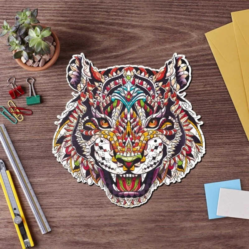 Drevené puzzle Color Tiger - 107 dielikov (Veľkosť M)