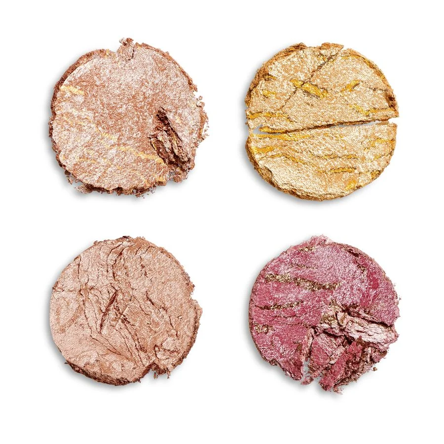 Revolution Cheek Kit Fresh Perspective paletka na tvár 1×1 ks, paletka s rozjasnňovačmi a bronzérmi