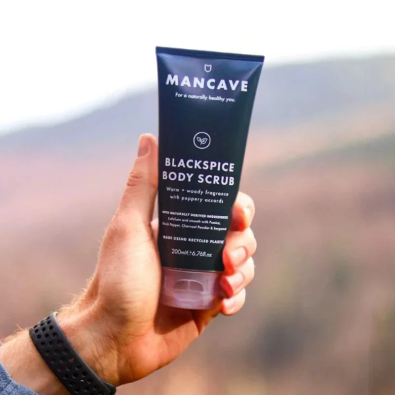 MANCAVE telový peeling ČIERNE KORENIE tuba 200ml