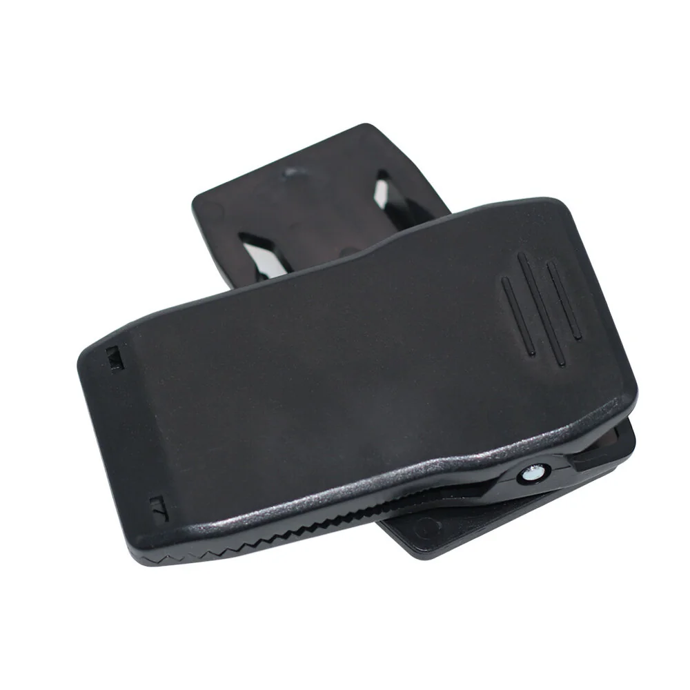 MG Clip Holder držiak s klipom pre športové kamery, čierny