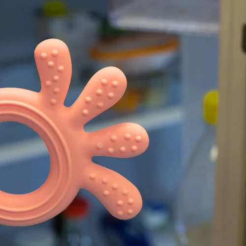 BABYONO Hryzačka silikónová Octopus ružová 1×1 ks