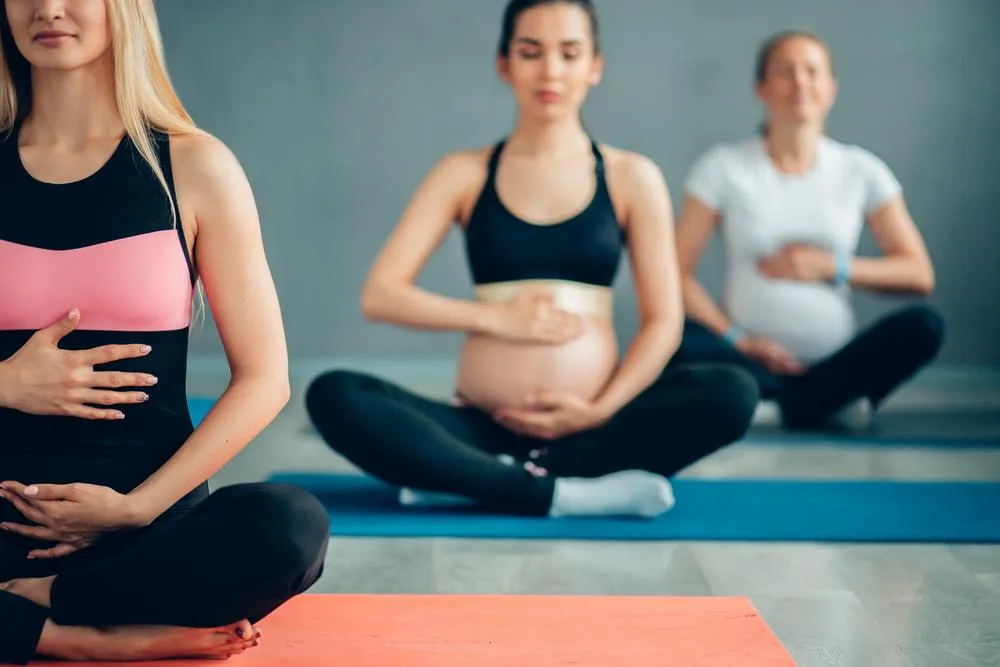 Objavili ste už Gravid Jogu? Pomôže vám s boľavým chrbtom i zlou náladou