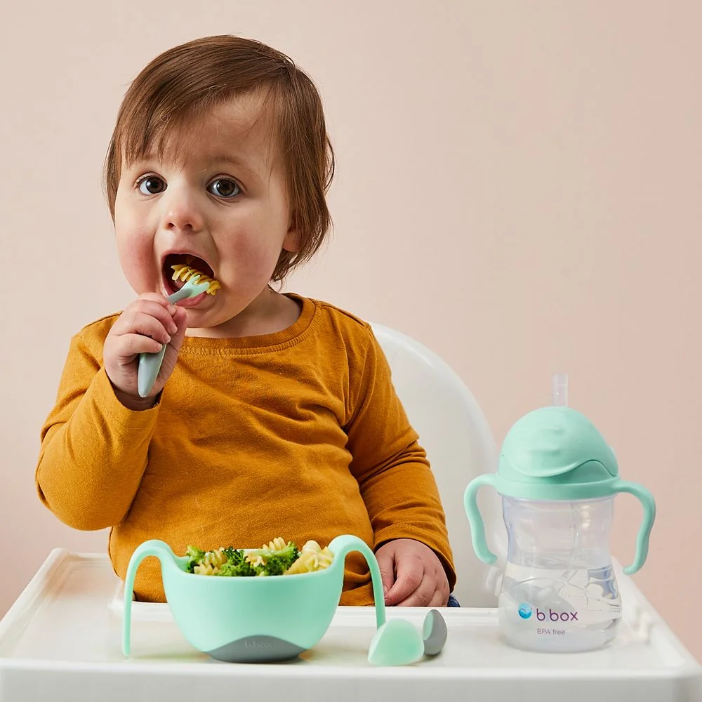 Hrnček so slamkou 240 ml GELATO pistáciový