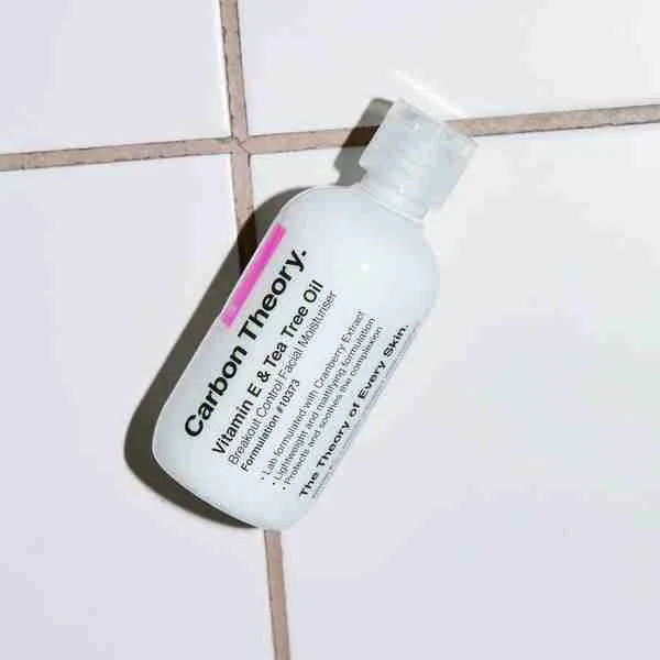 Carbon Theory, Facial Moisturiser 100 ml, hydratačný krém