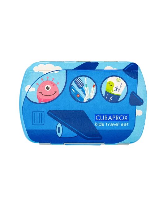 CURAPROX Kids travel set (modrý (1x zubná kefka, 2x medzizubná kefka CPS, 1x zubná pasta mäta 6+ 10 ml, 1x nálepka) 1x1 set) 1 set