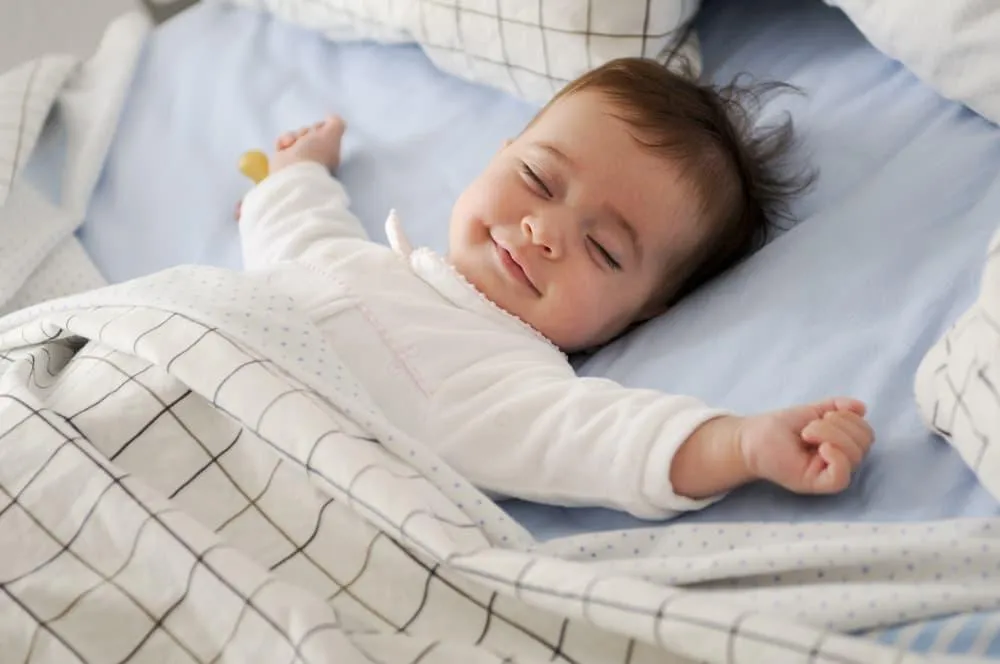 Všetko, čo potrebujete vedieť o dobrom spánku bábätiek