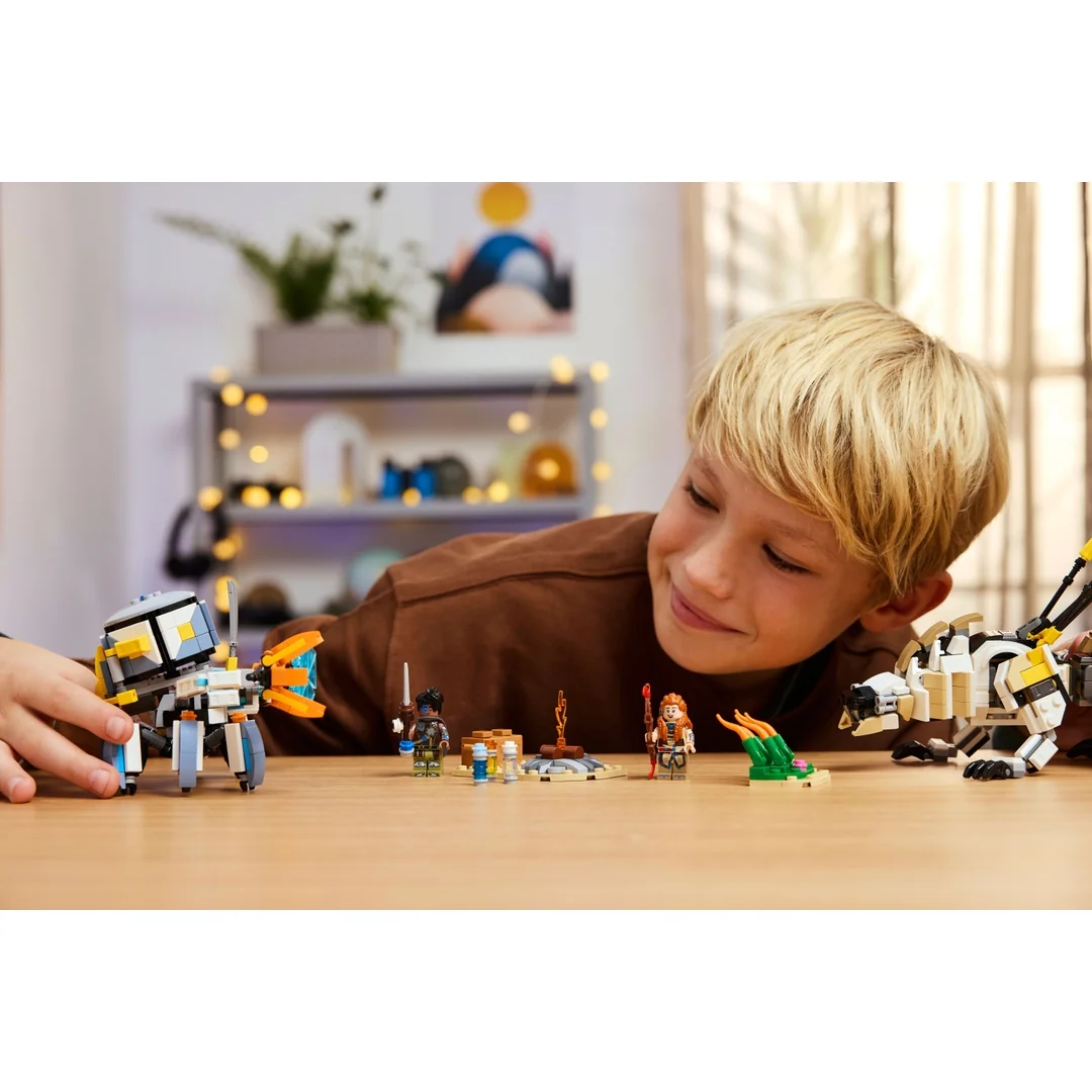 LEGO® Horizon Adventures™ 77037 Aloy a Varl vs. Shell-Walker a Sawtooth