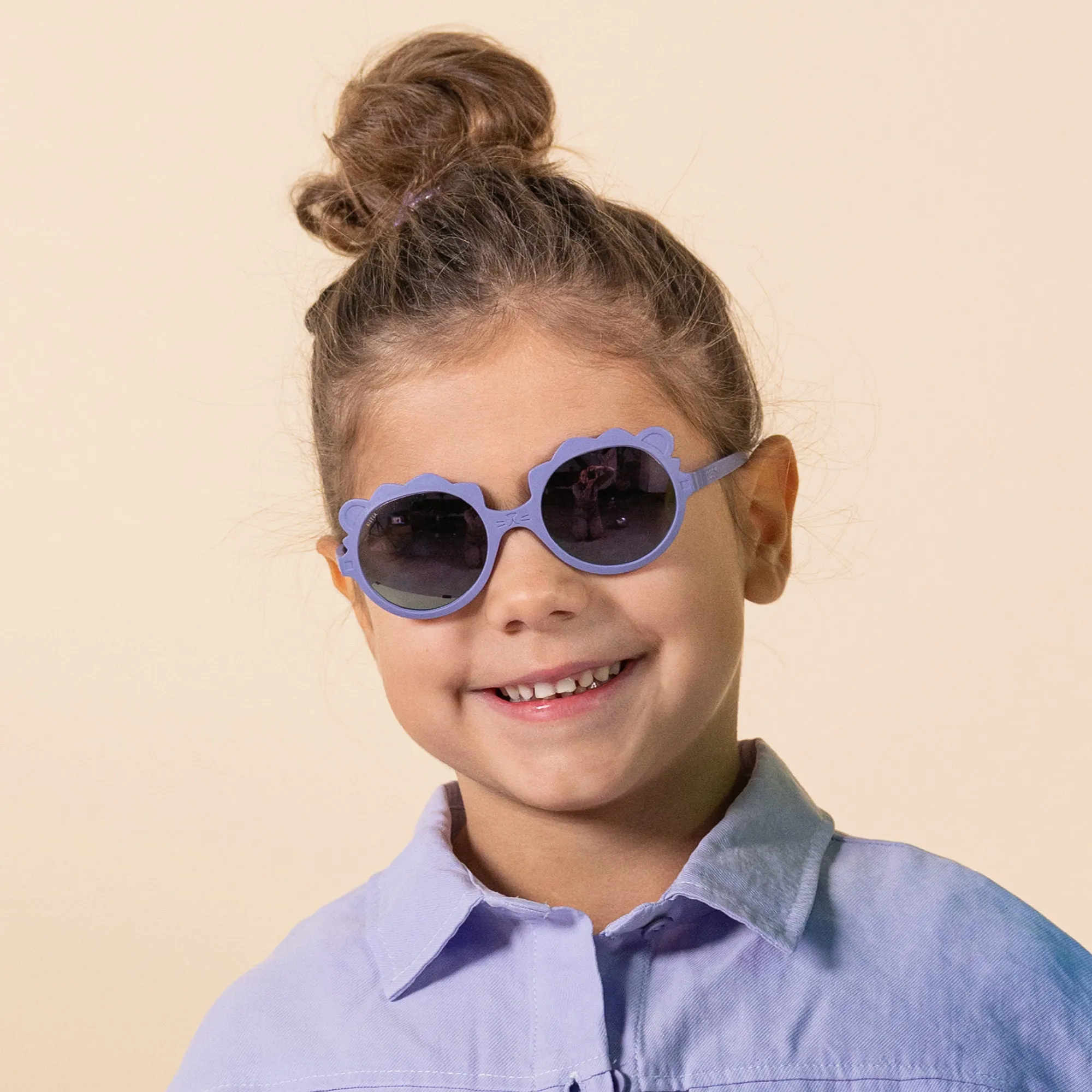 KiETLA slnečné okuliare LION 2-4 roky - Lilac 1×1 ks, detské slnečné okuliare