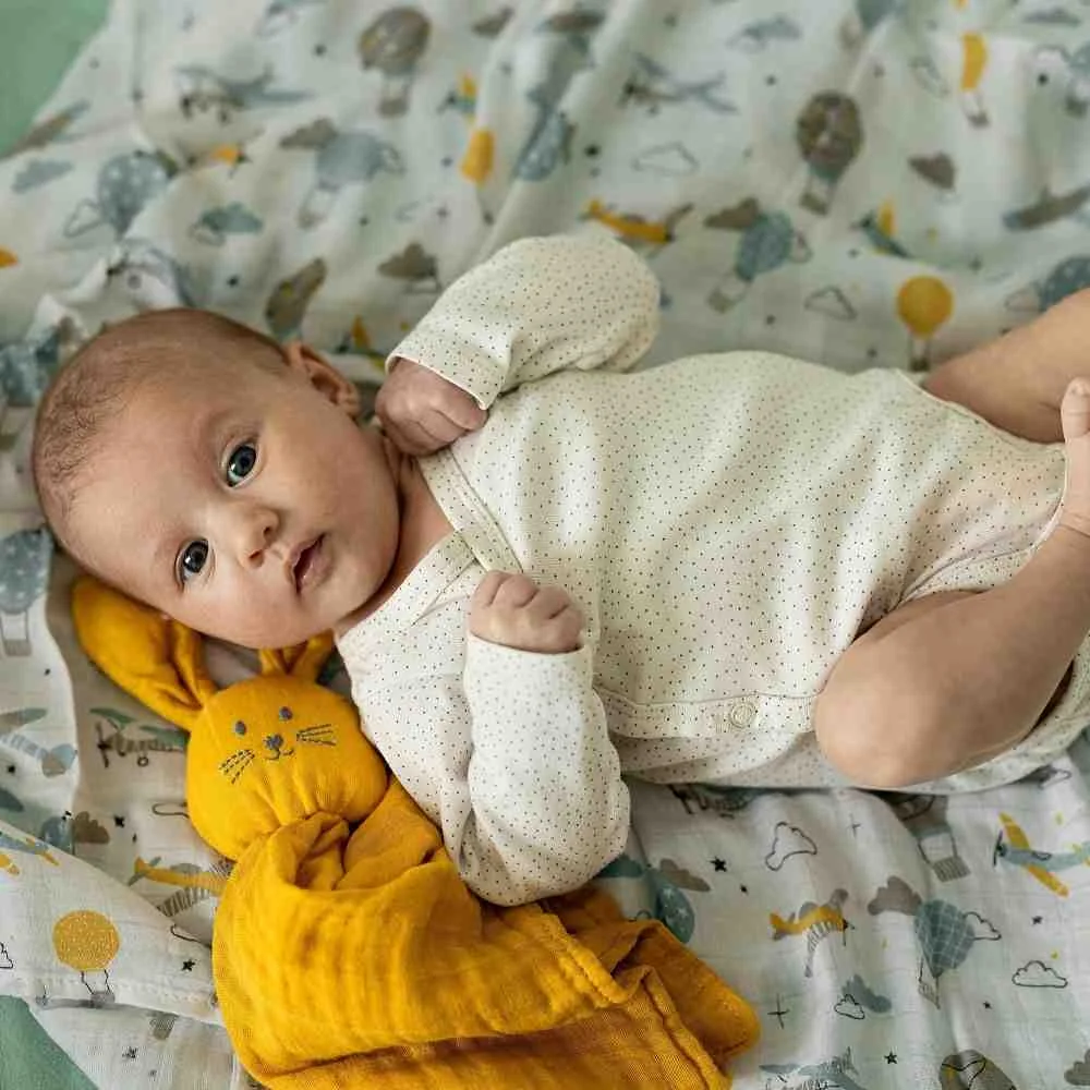 PETITE&MARS Maznáčik bambusový mušelínový Hugo Intense Ochre 0m+ 1×1 ks, maznáčik