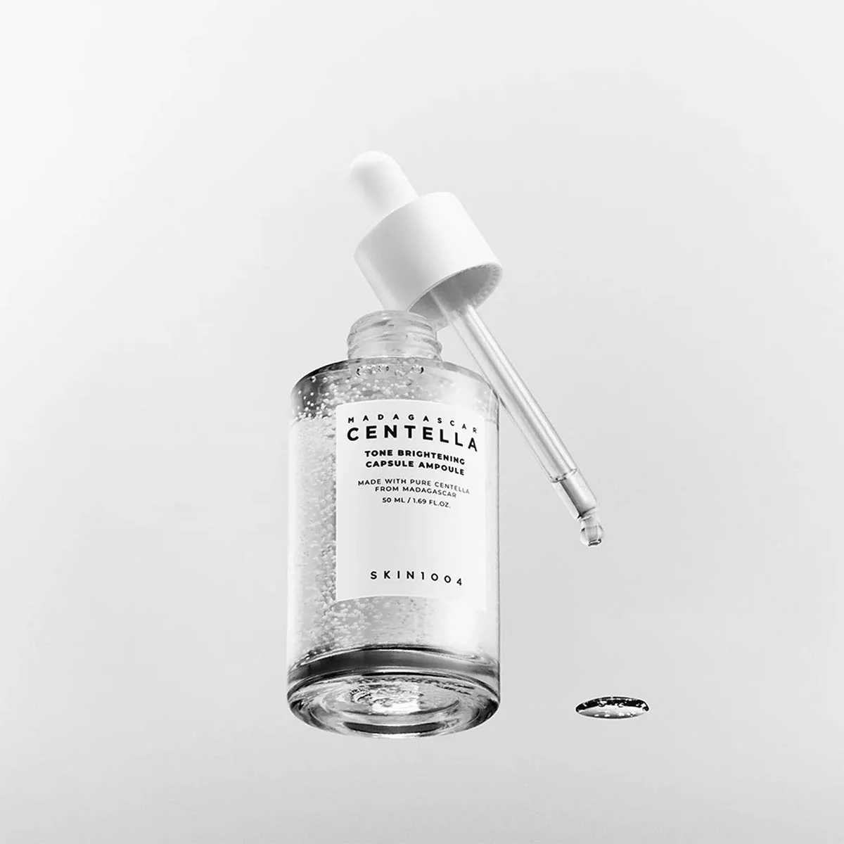 SKIN1004 Centella Tone Brightening Capsule Ampoule hydratačné sérum pre rozjasnenie pleti 50 ml