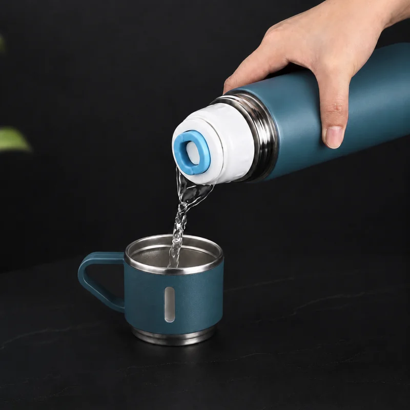 Livefy termoska s pohárom Vello 500ml, tmavozelená