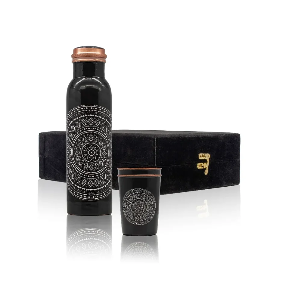 Sada medená fľaša 900 ml a 2 hrnčeky 300 ml v darčekovom balení