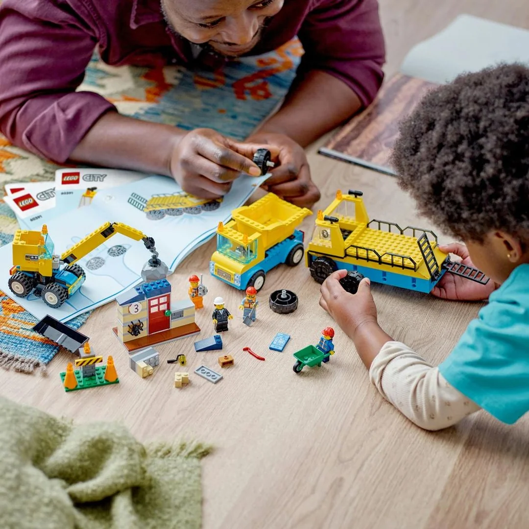 LEGO® City 60391 Stavebná dodávka a demolačný žeriav