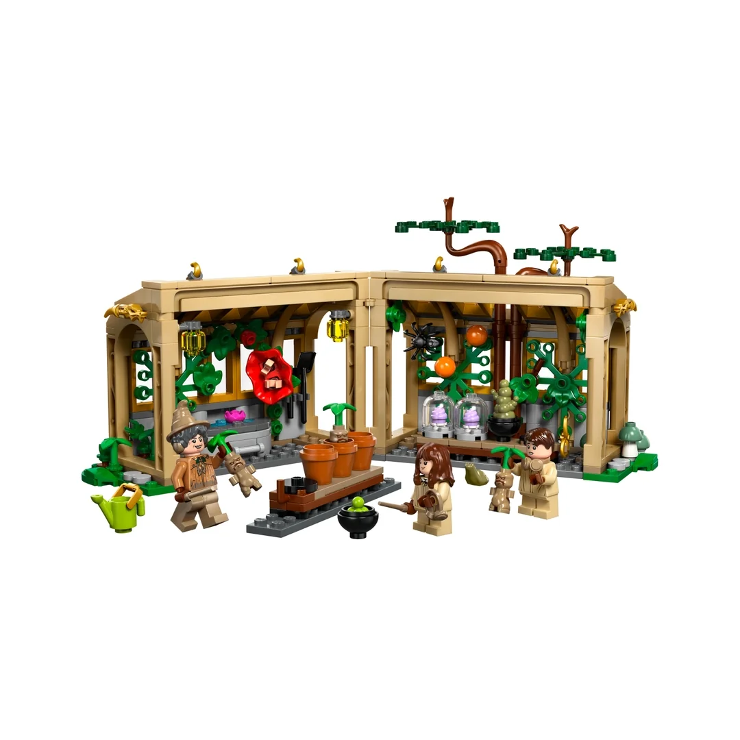 LEGO® Harry Potter™ 76445 Rokfortský hrad: Hodina herbológie