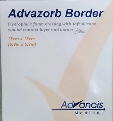 ADVAZORB BORDER krytie na rany samopriľnavé, atraumatické 15x15 cm, 1x10 ks