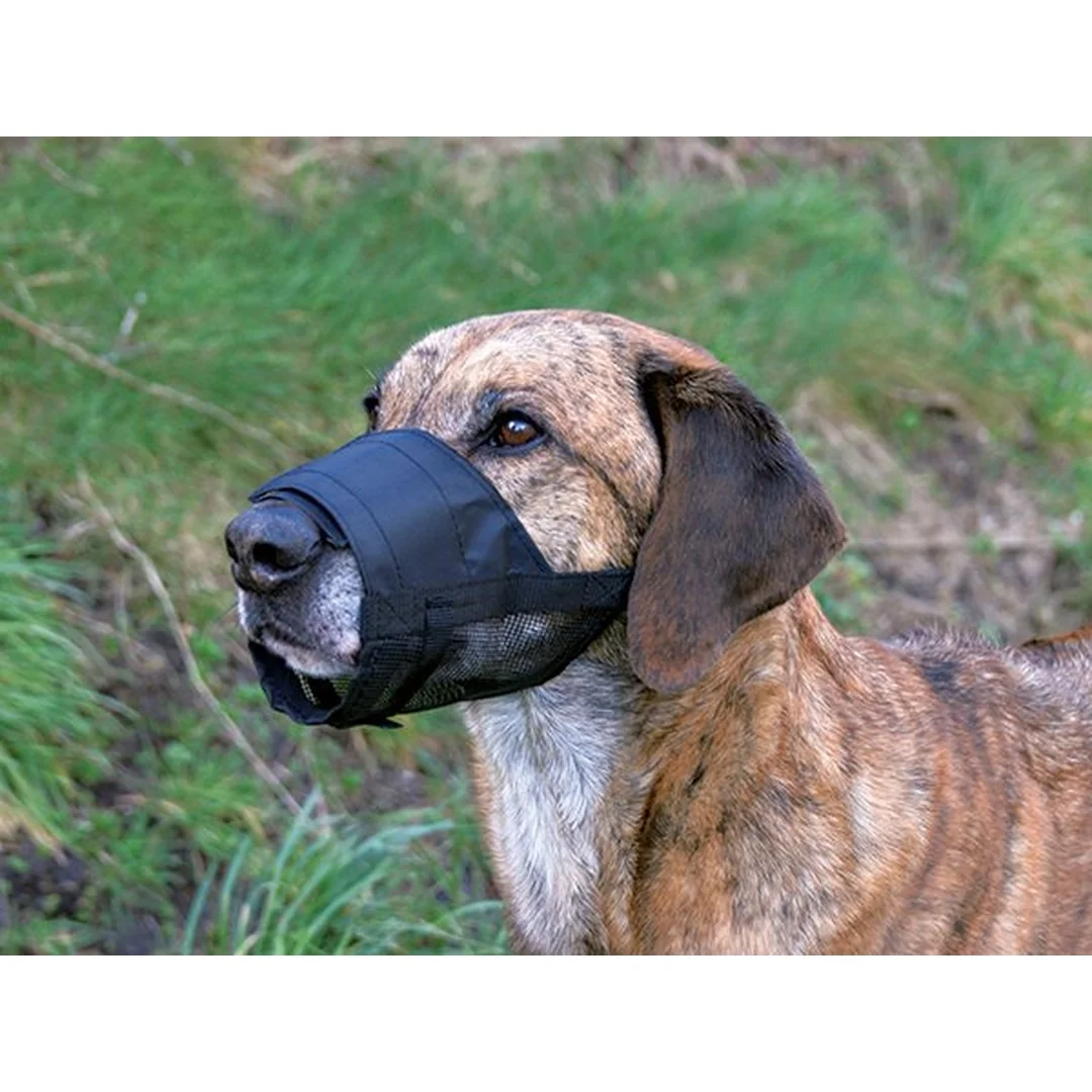 Náhubok Trixie so sieťkou čierny M 19-26cm