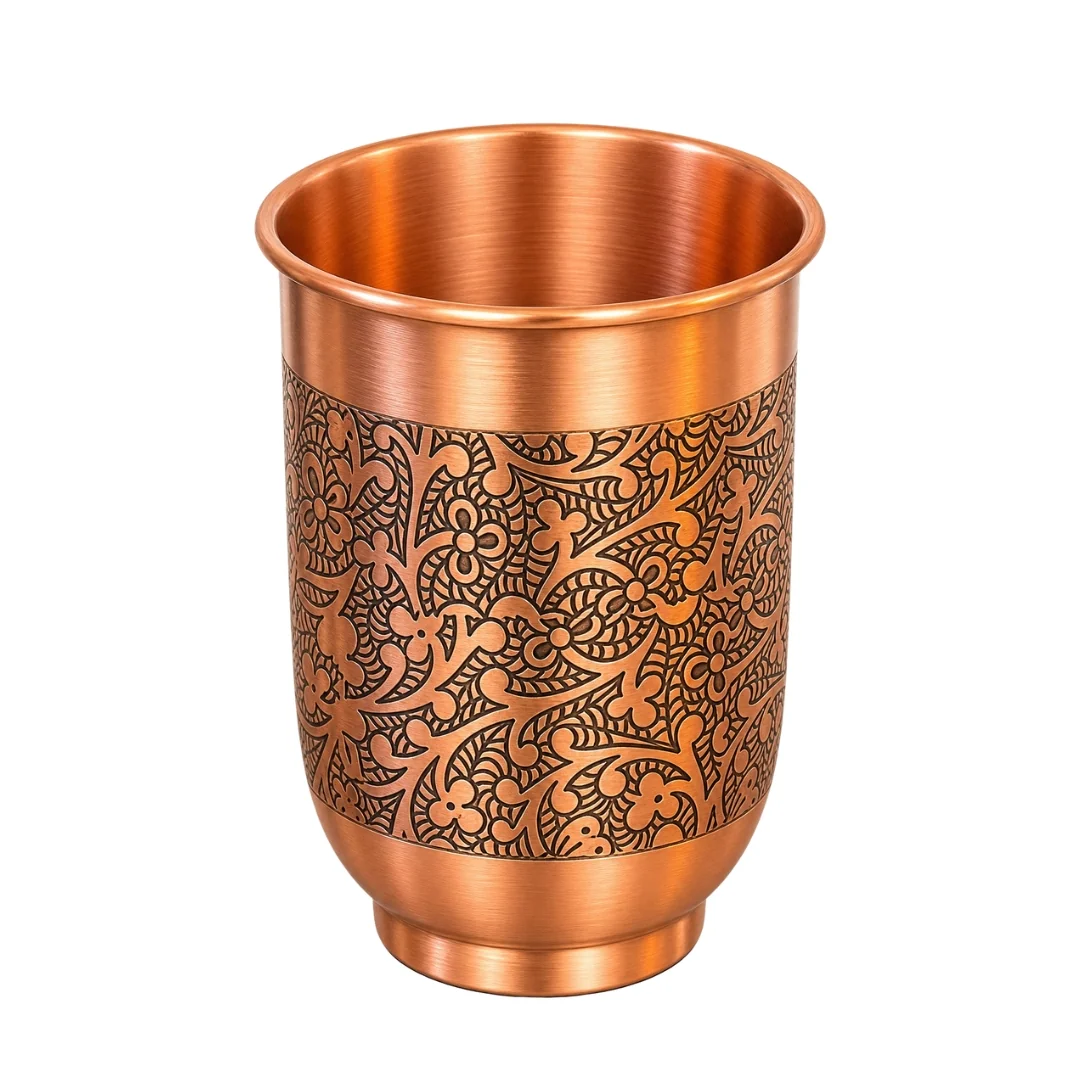 Tvarovaný pohár z čistej medi s kvetinovým motívom – 370 ml / 165 g