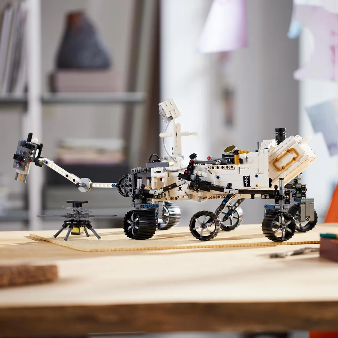 LEGO® Technic™ 42158 NASA Mars Rover Perseverance