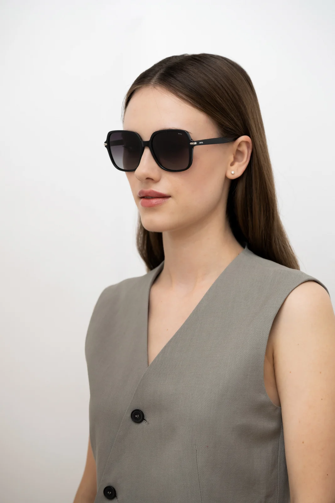 INVU. Fashion IB22456A Dámske slnečné okuliare