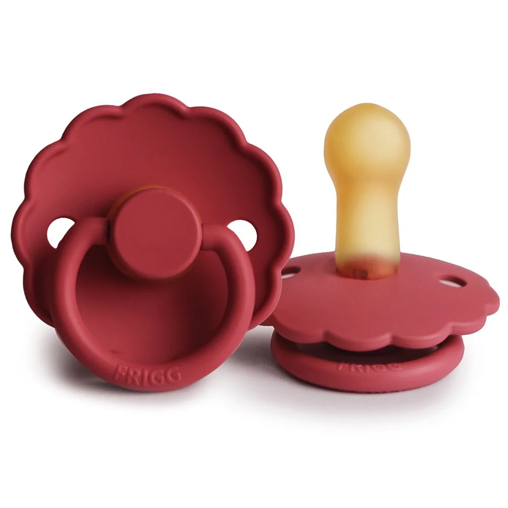 FRIGG Daisy kaučuk cumlík Scarlet, +6m 1×1 ks, cumlík