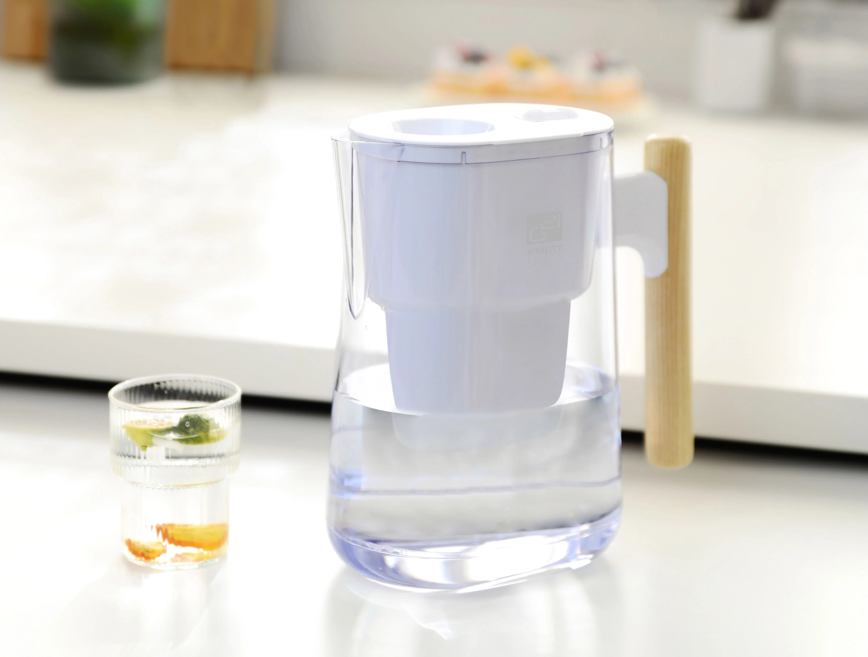 Filtračná kanvica G21 2,5 L biela ## FK-G21-B
