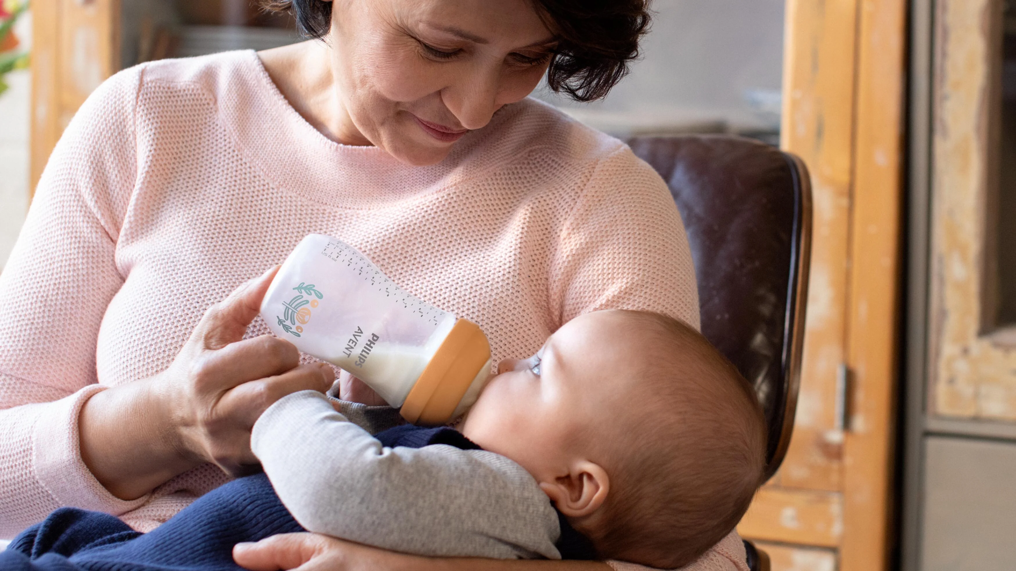 Philips AVENT SCY903/74 Flaša Natural Response, 260ml, 3-6m, dizajn príroda 1 ks