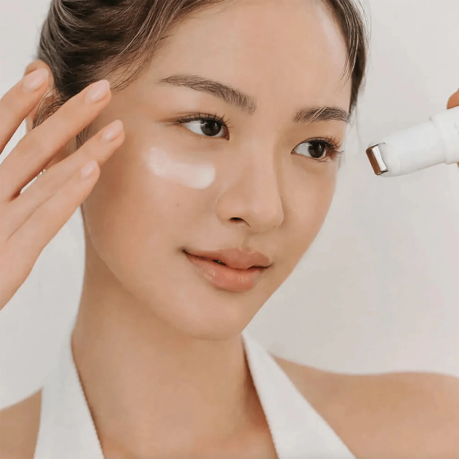 DR. ALTHEA Retinol Flat Iron Eye Roller Omladzujúce očné sérum s retinolom 25ml