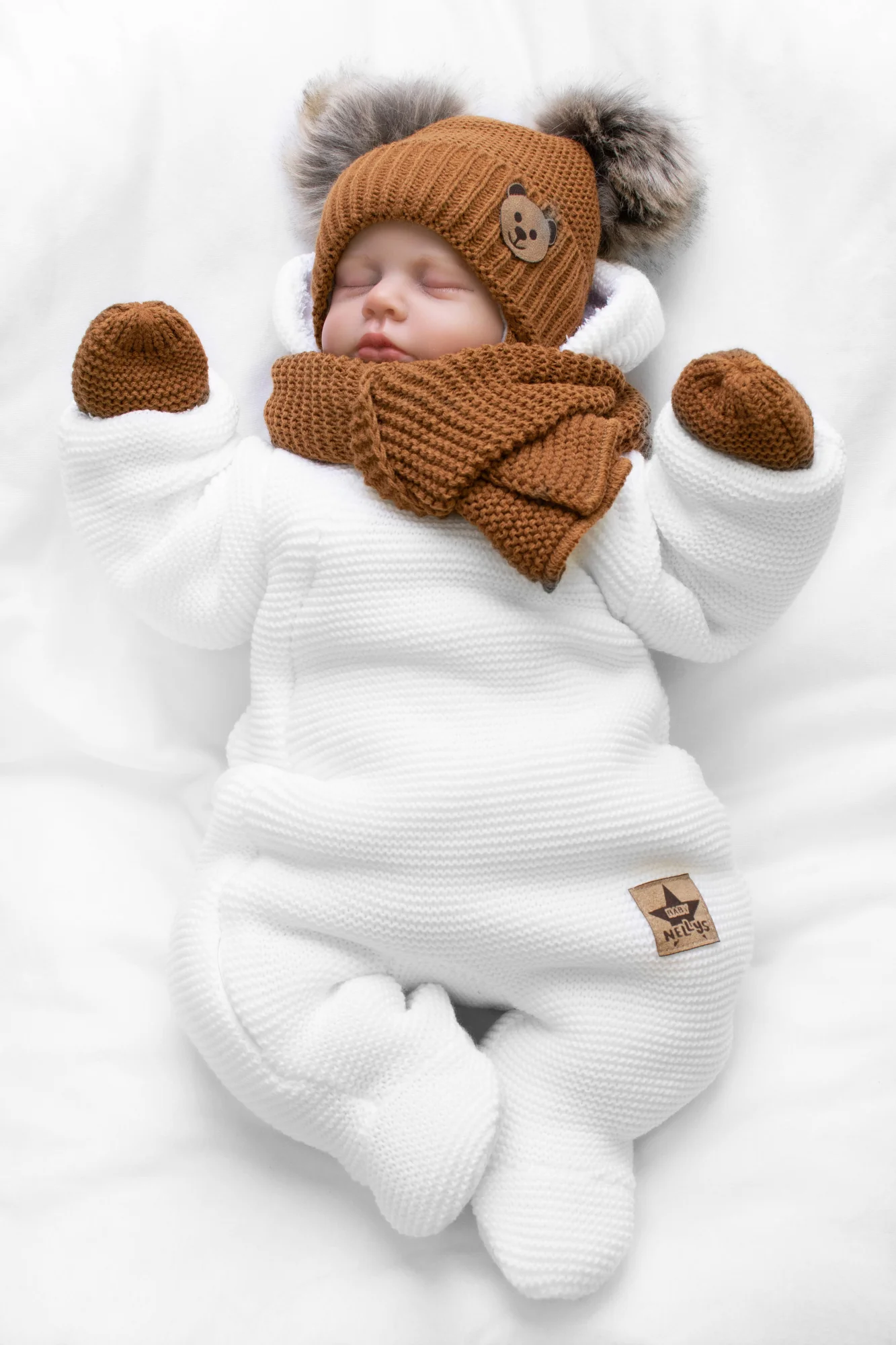 Detská sada, zimná čiapka so šálom + rukavičky 3D, Teddy Bear - hnedá