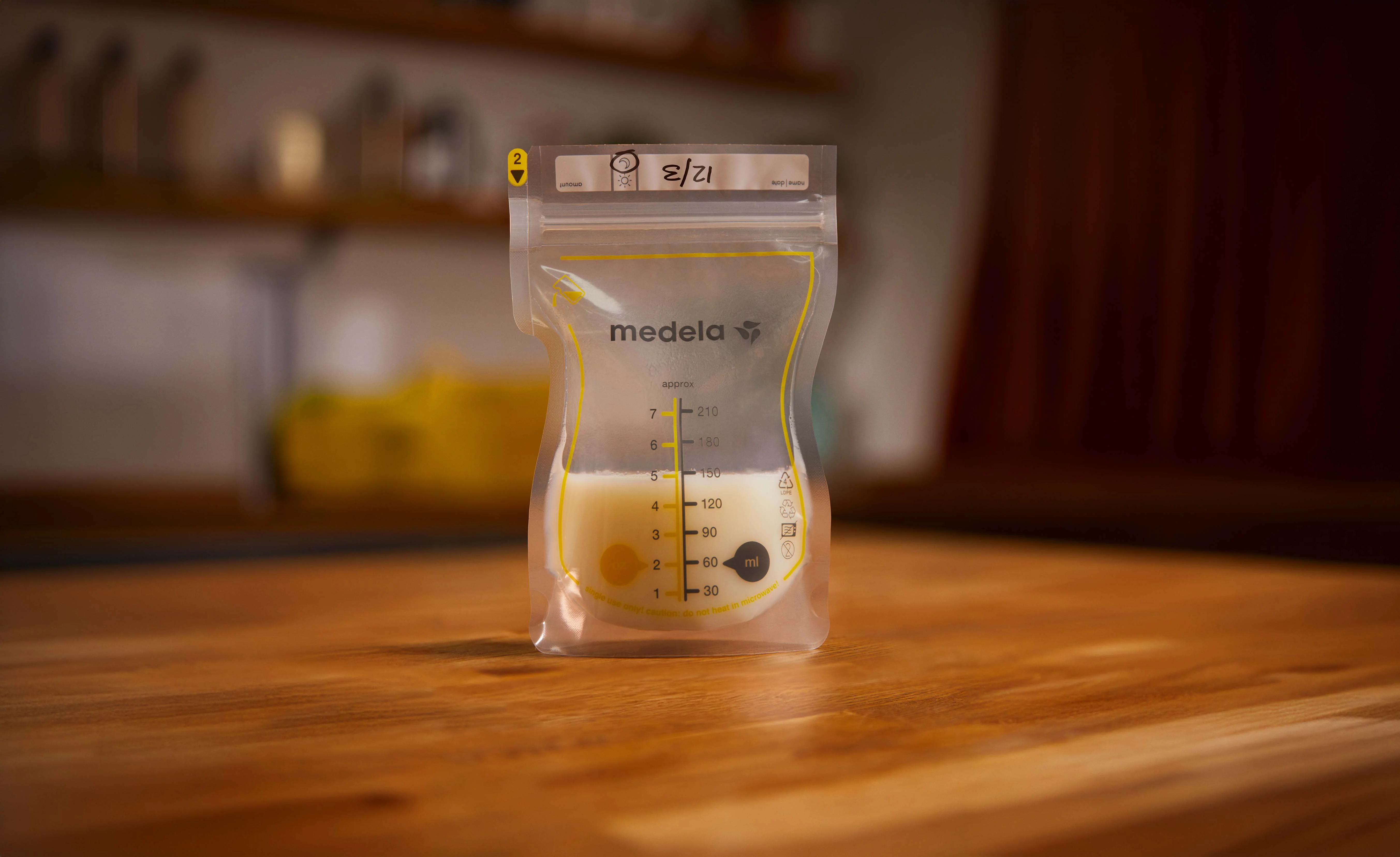 Medela Vrecká na skladovanie materského mlieka Easy Pour, 25 ks 1×25 ks, vrecká na materské mlieko