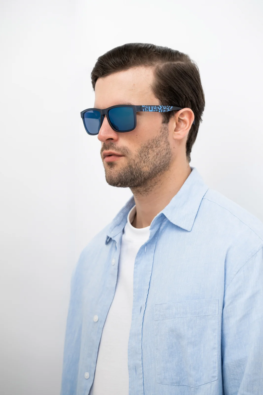 INVU IB22457B okuliare slnečné transparentné modré + puzdro Unisex slnečné okuliare