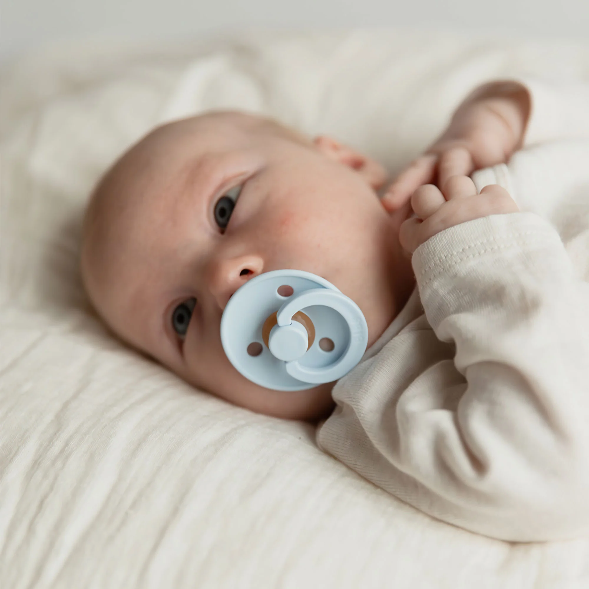 BIBS Colour cumlík z prírodného kaučuku 1ks veľkosť 1 - Baby Blue