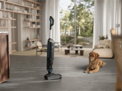 ELECTROLUX Wet&Dry tyčový vysávač EW81U3DB 800 