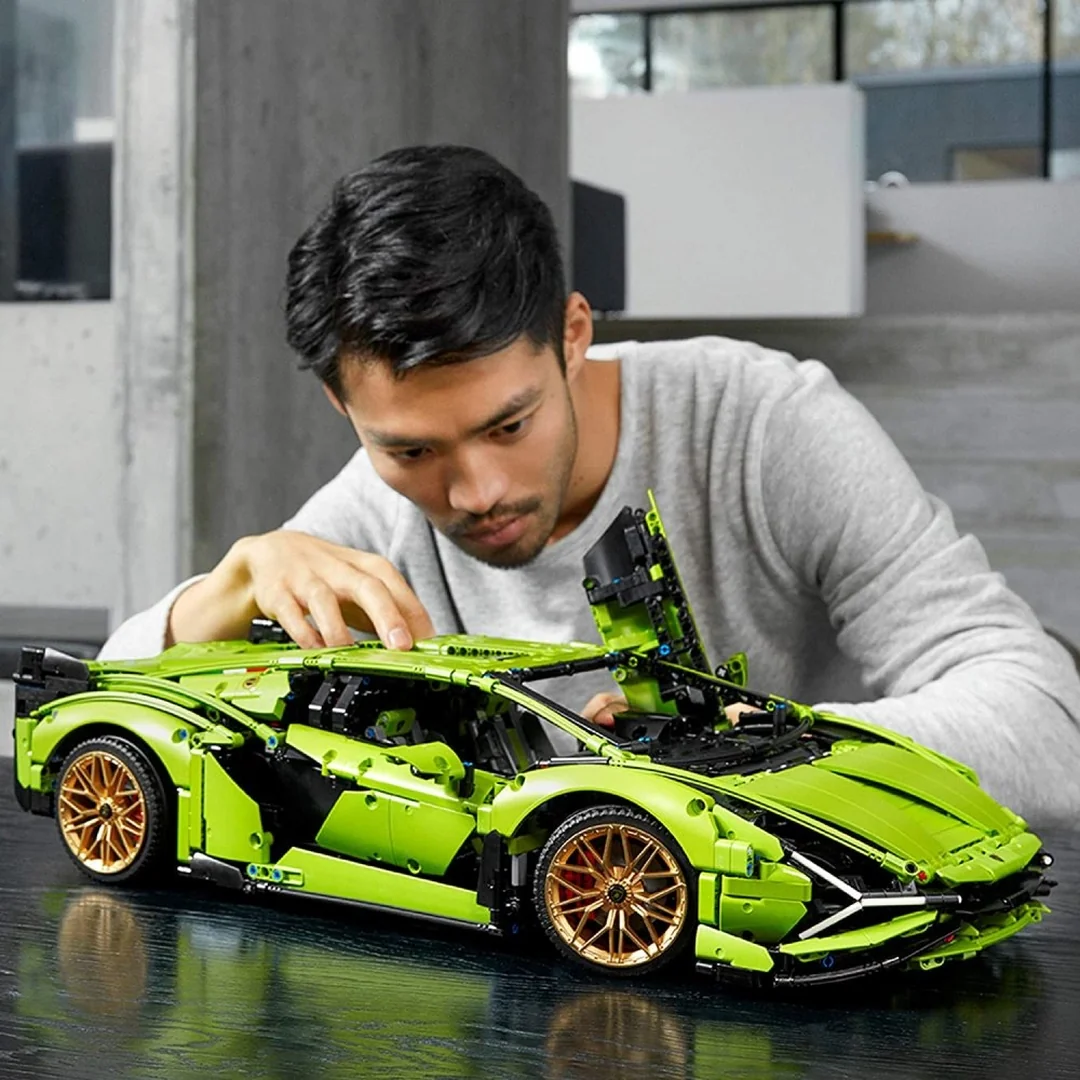 LEGO® Technic™ 42115 Lamborghini Sián FKP 37