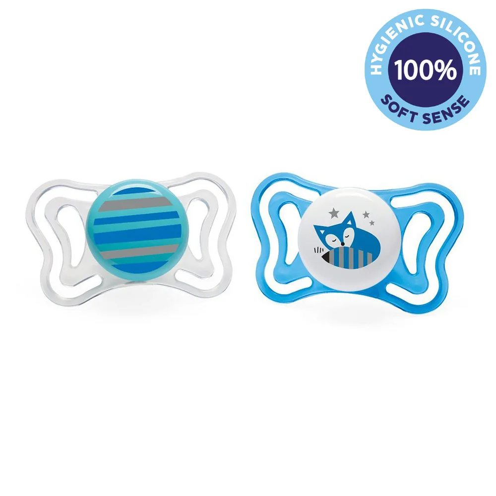CHICCO Cumlík Physio Light silikónový chlapec - prúžok/líška 2 ks, 6-16 m+ 1×2 ks, ortodontický cumlík