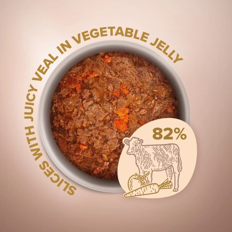 CLUB 4 PAWS Premium Plus kapsičky pre mačky plátky s teľacím mäsom v zeleninovom žele 80g (8032)