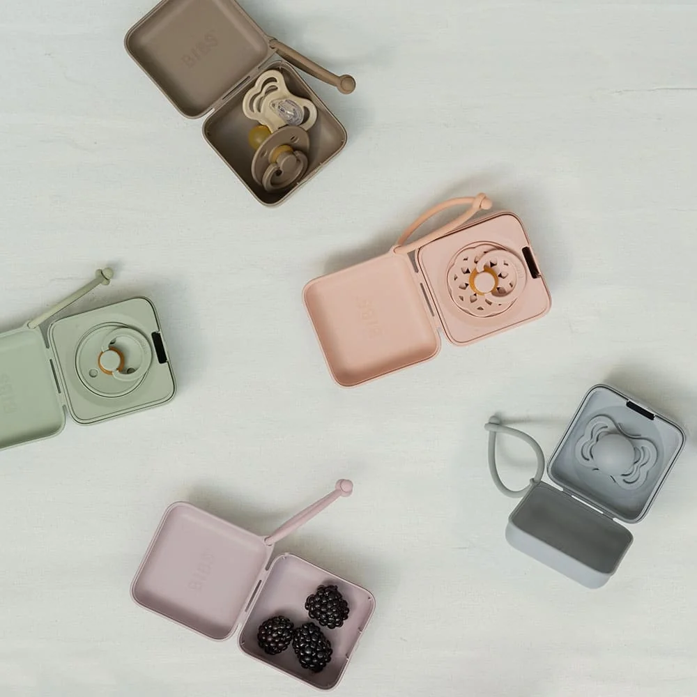 BIBS krabička na cumlíky Blush