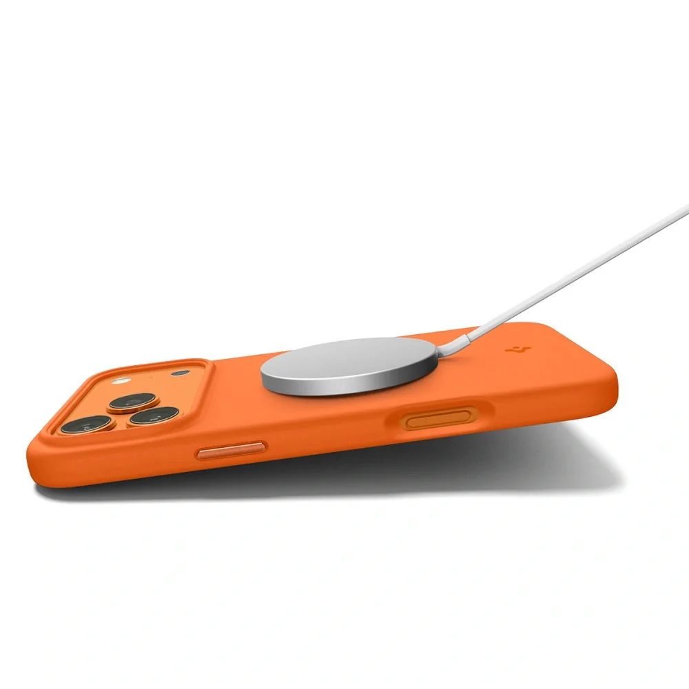 Spigen Silicone Fit MagSafe kryt na iPhone 17 Pro Max, oranžový