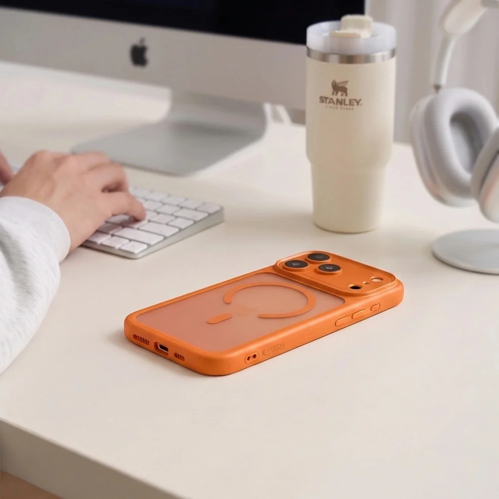 Tech-Protect MagPeak MagSafe CC kryt na iPhone 17 Pro / 18 Pro, oranžový