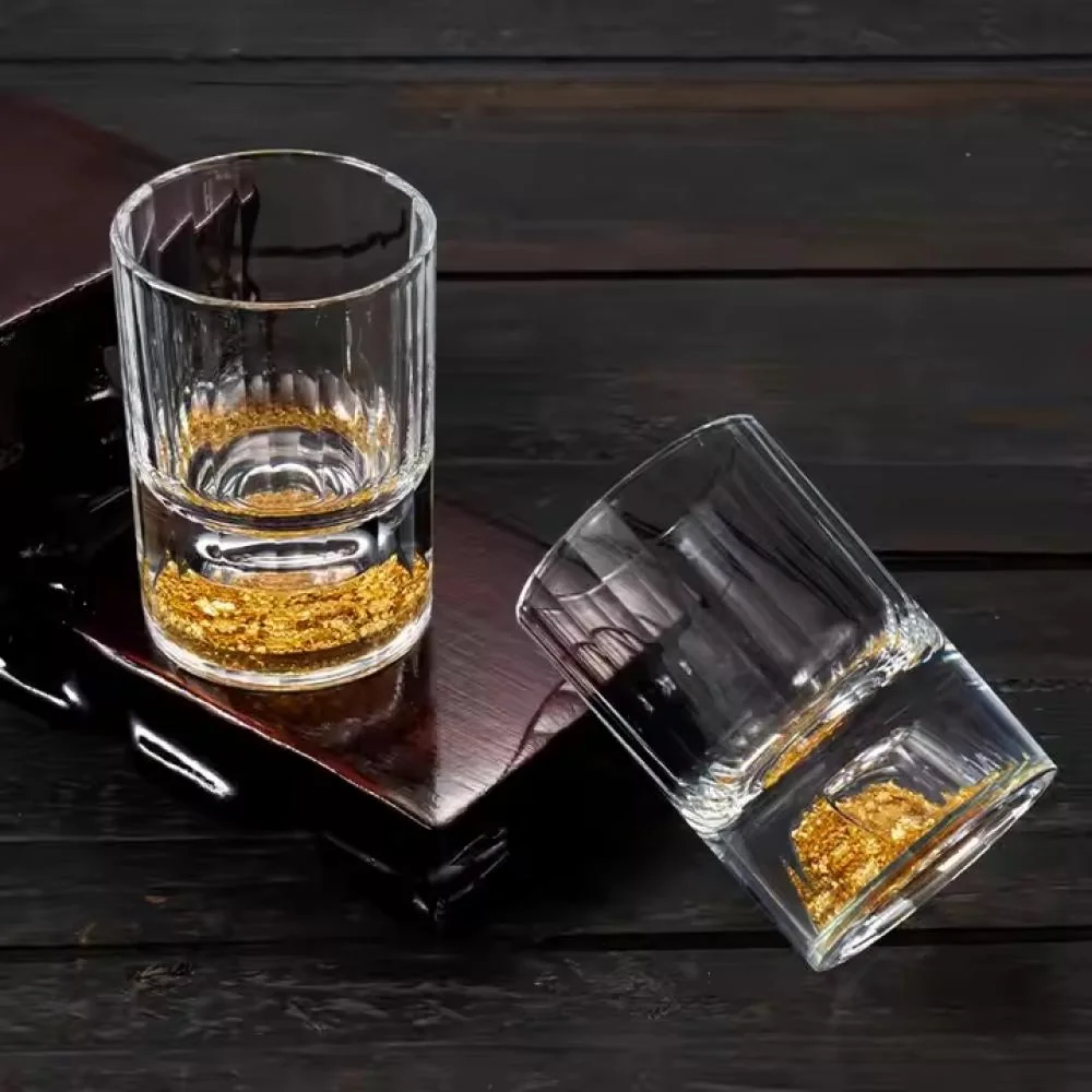 Krištáľový pohár so zlatými akcentmi 50 ml