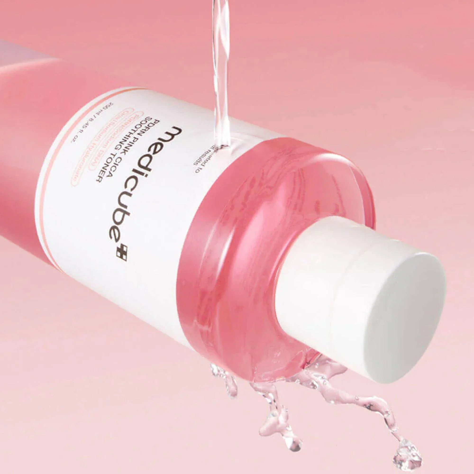 Medicube PDRN Pink Cica Soothing Toner rozjasňujúci tóner pre spevnenie pleti 250 ml