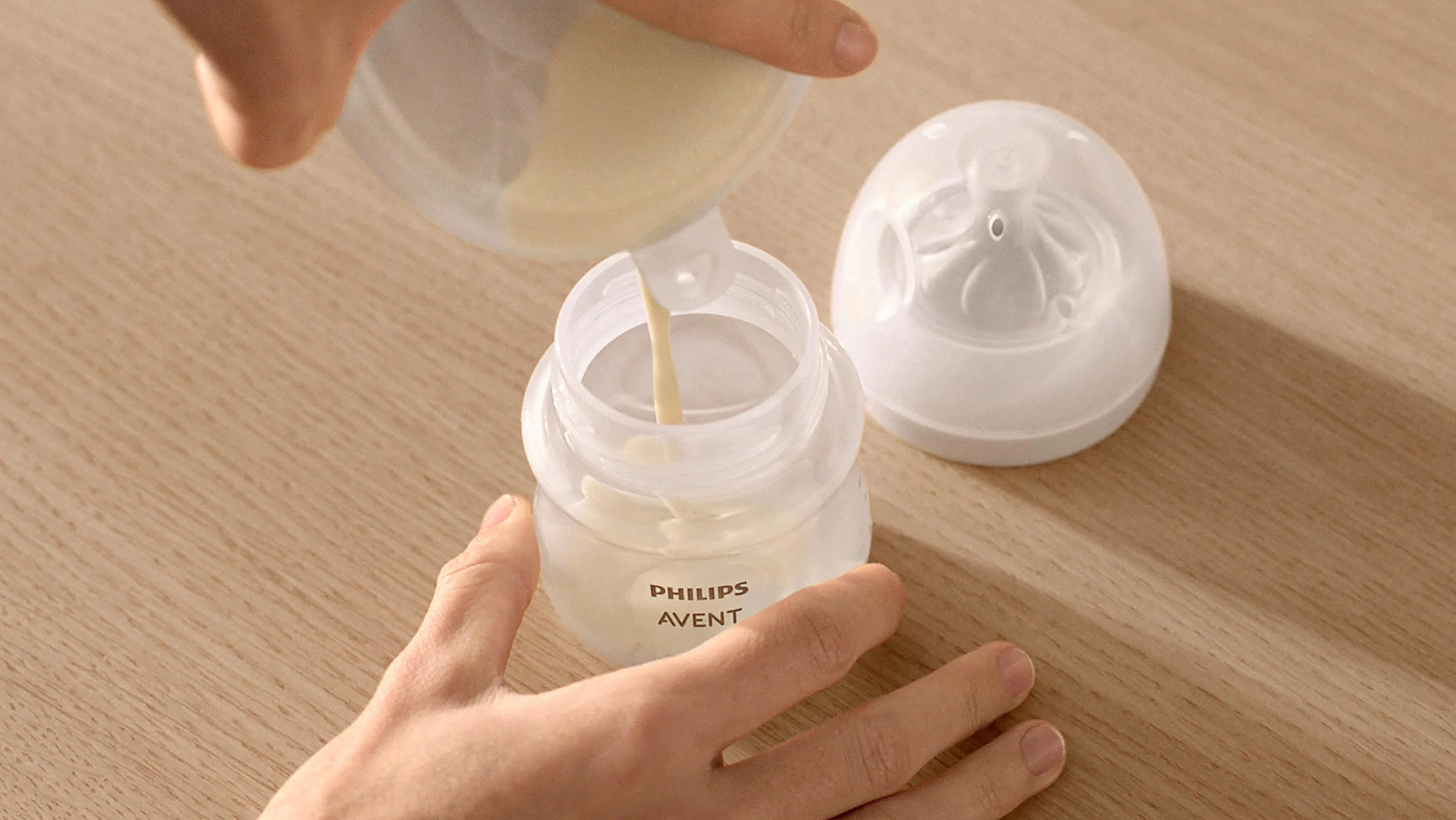 Philips AVENT SCF495/11 Hands-free prenosná dvojitá elektrická odsávačka materského mlieka Natural Care 1 ks