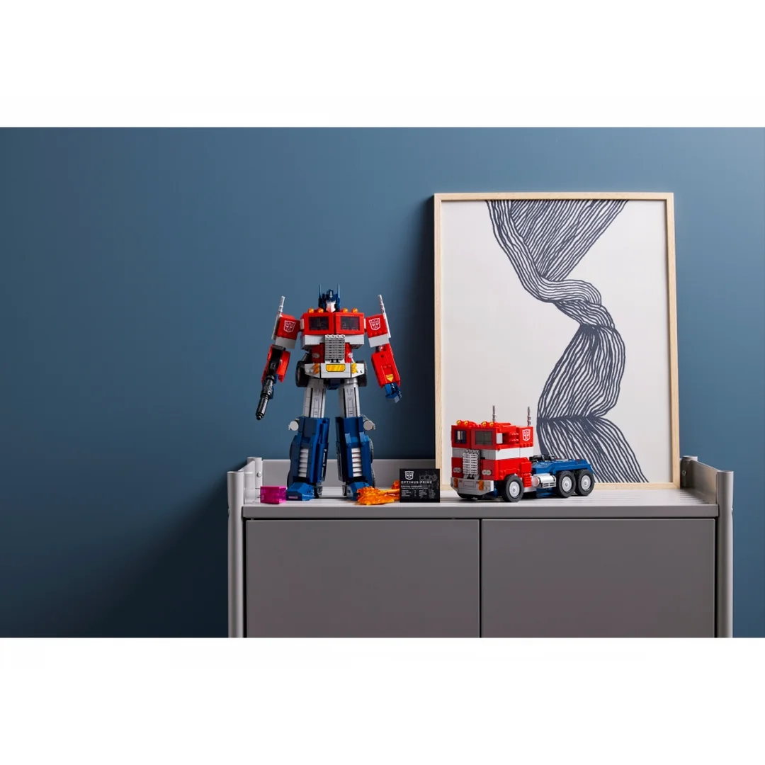 LEGO® Icons 10302 Optimus Prime
