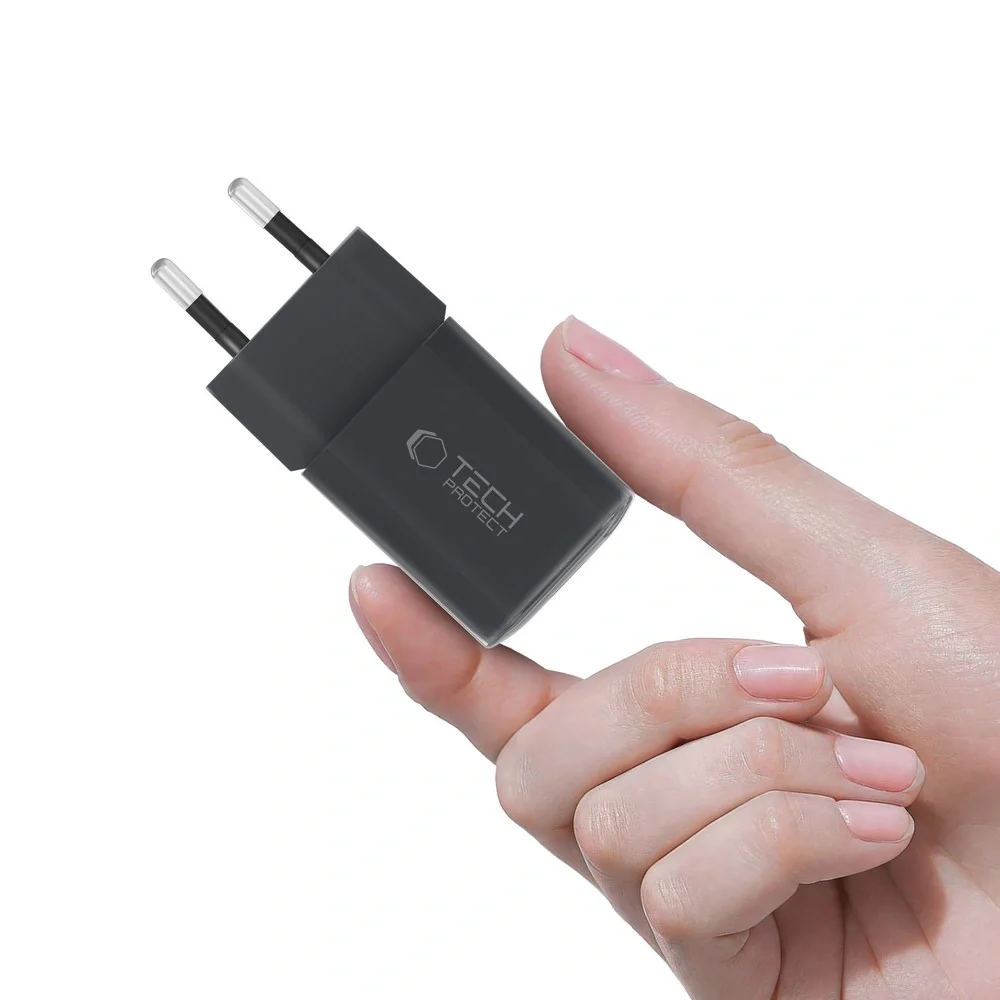 Tech-Protect NCM33W sieťová nabíjačka USB / USB-C 33W PD QC, čierna