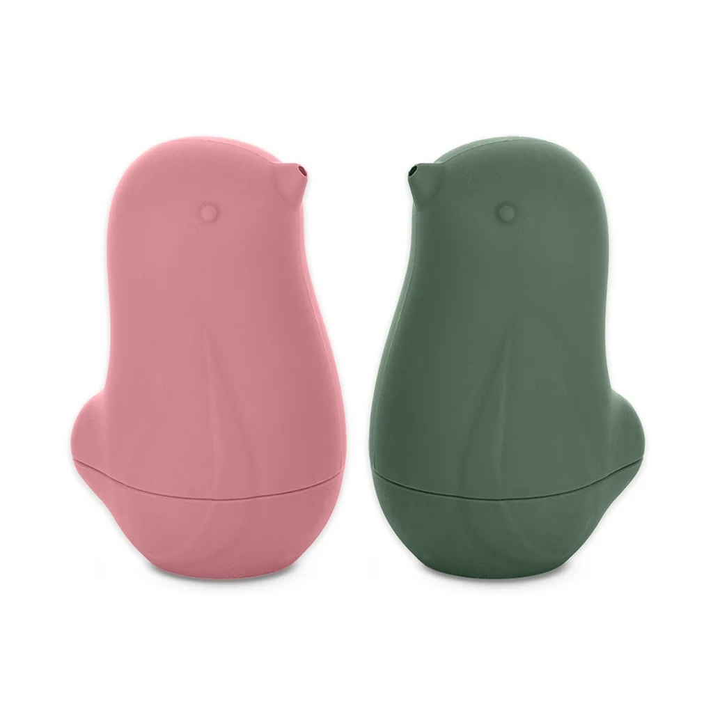 PETITE&MARS Hračky silikónové do kúpeľa Love birds Rose Green 6m+ 1×1 ks, silikónová hračka do kúpeľa