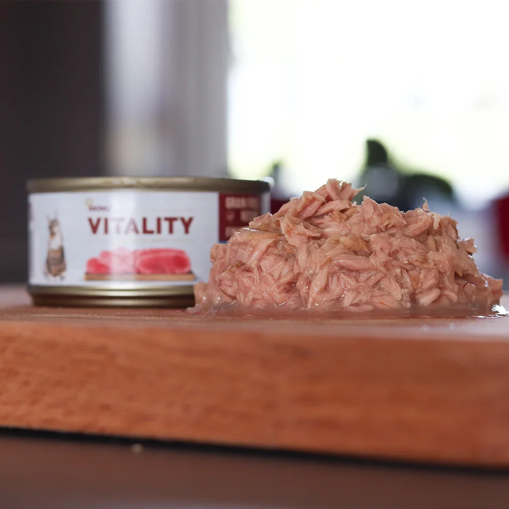 Akinu VITALITY Konzerva s tuniakom pre mačky 18 x 70 g