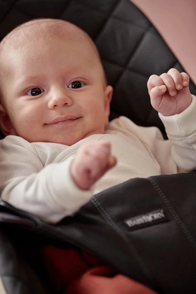 BABYBJÖRN Lehátko Bliss Cotton, Black 1×1 ks