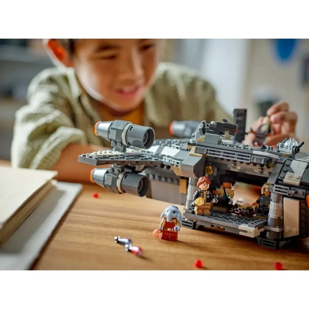 LEGO® Star Wars™ 75374 Onyx Cynder