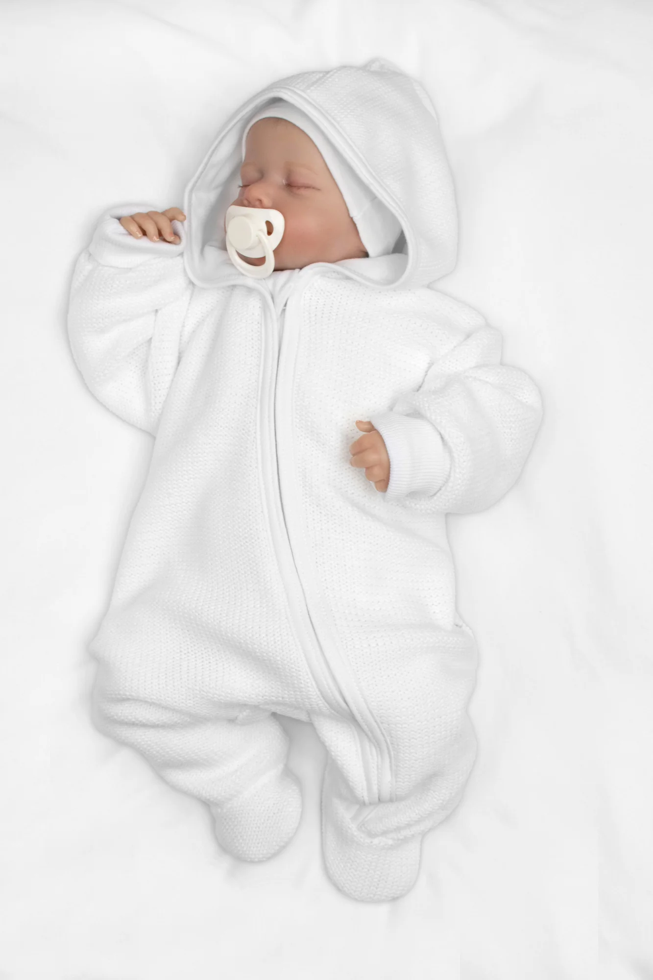 Pletený overal s kapucňou, CUTE - biely, veľ. 74