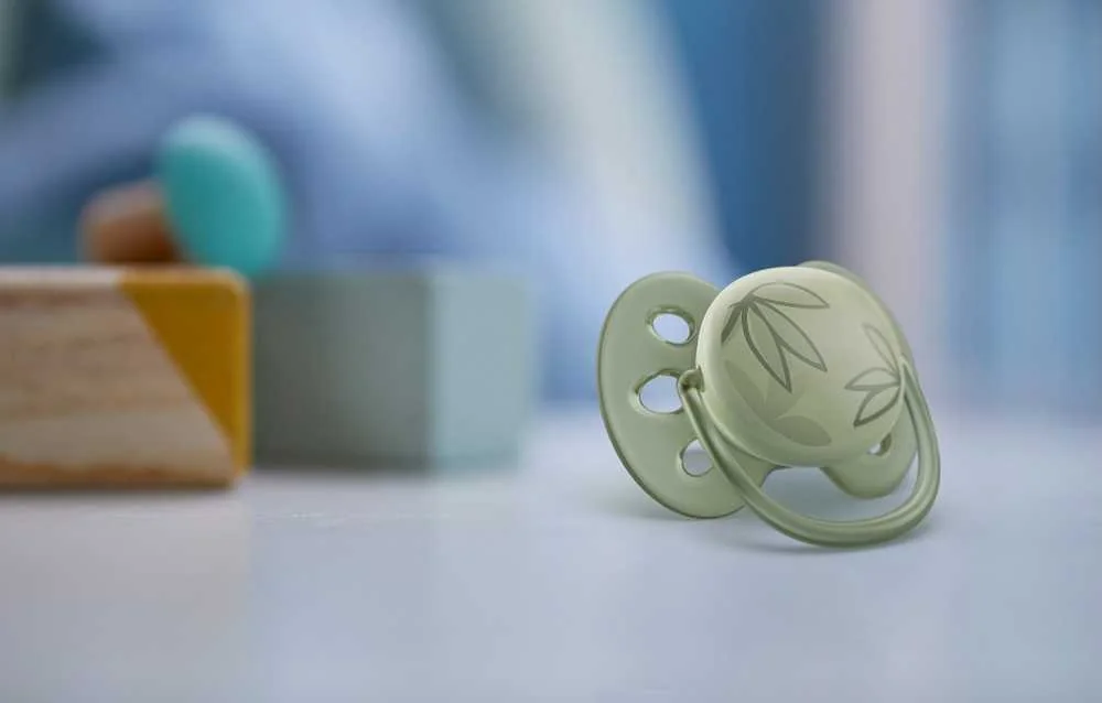 Philips AVENT Cumlík Ultrasoft Premium 0-6m zelená 1 ks 1×1 ks, cumlík